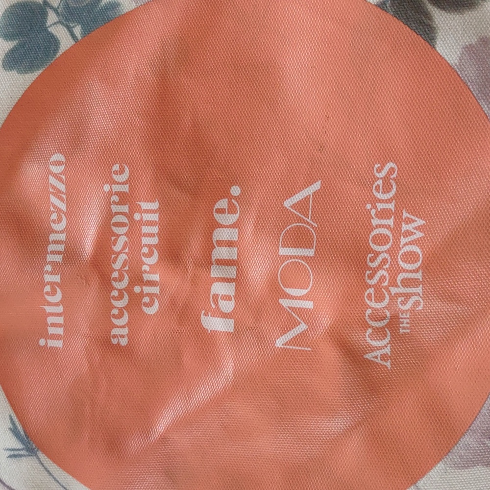 Moda Totes (2) - Picture 8 of 8